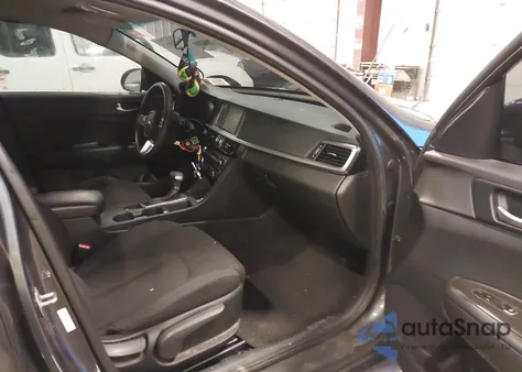 2019 Kia Optima Lx z USA, uszkodzony, nr VIN 5XXGT4L3XKG296181